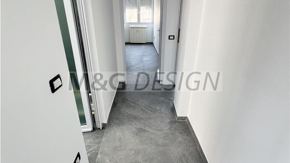 3 camere decomandat Ultracentral totul nou CENTRALA PROPRIE - Poză 16