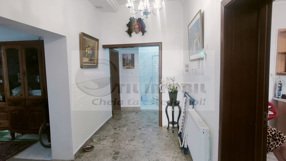 APARTAMENT ULTRACENTRAL , PIATA UNIRII, CUZA VODA 70 MP PLUS CURTE - Poză 24