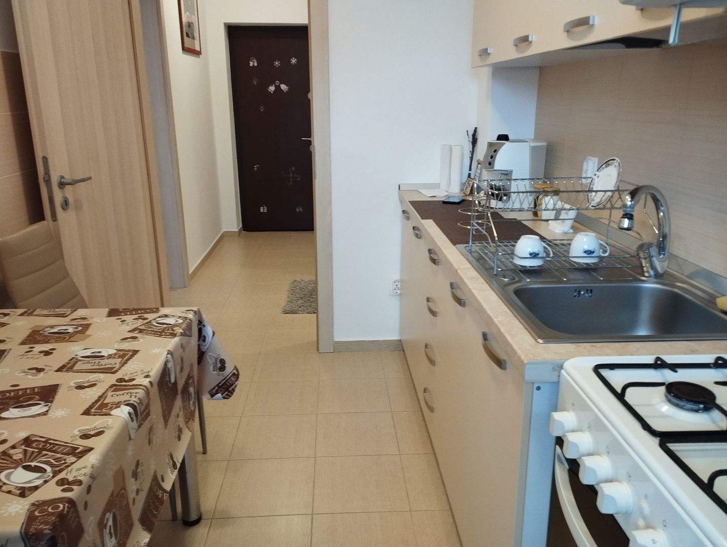 Sânpetru,  apartament nou spre închiriere. - Poză 2
