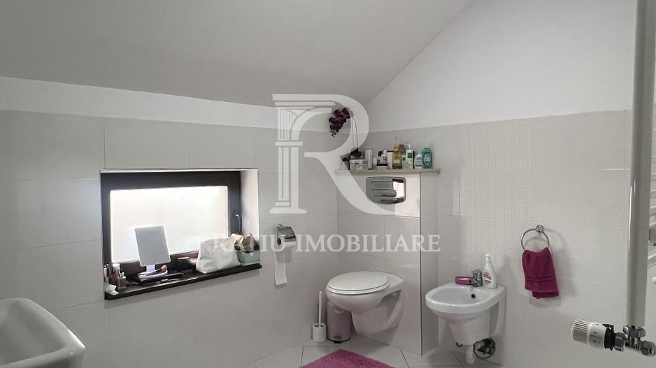 Casa cu 5 camere | P+M | Iosia | Oradea - Poză 17