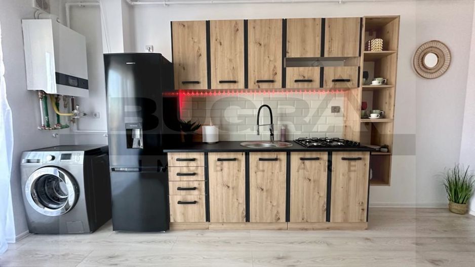 Apartament 2 camere, balcon, parcare, zona Teilor - Poză 5
