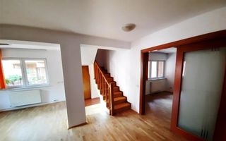 Apartament 4 camere nemobilat Stefan cel Mare de inchiriat bloc 2013 - Poză 1