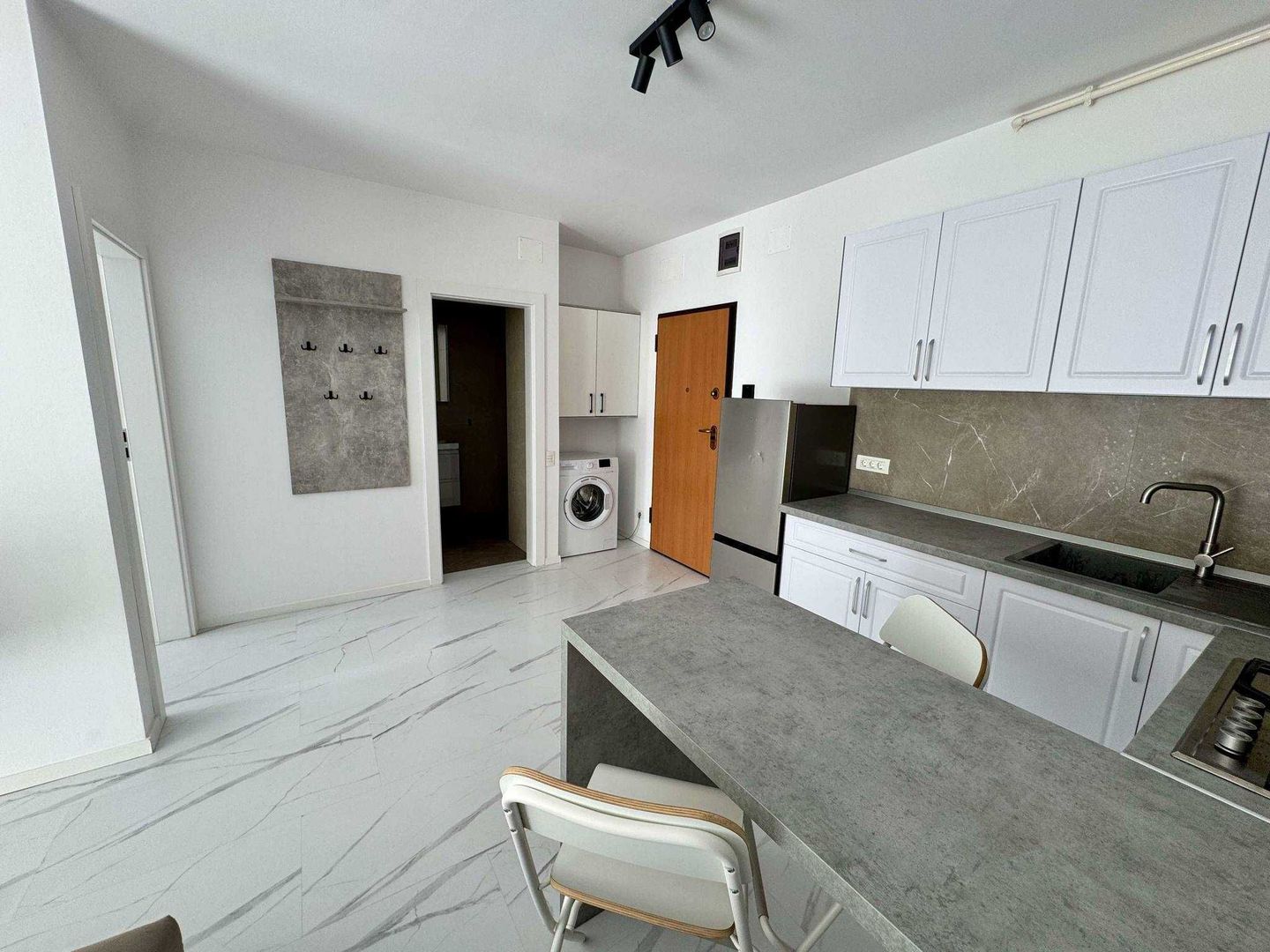 Proprietar Vand ap 2 camere Campeador Torontalului - Poză 3