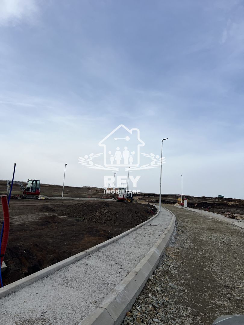 Teren cu PUZ, utilități și autorizație de construire/casă unifamilială - Poză 6