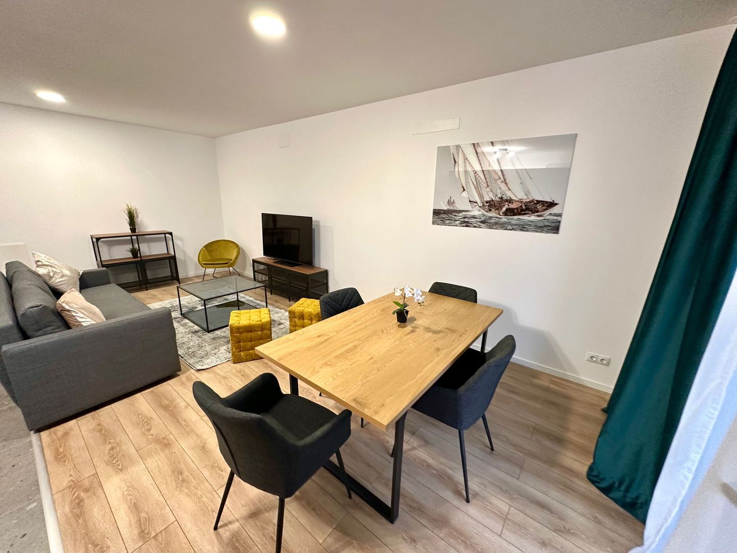 Inchiriere apartament 2 camere si loc parcare | Grand Park Pipera - Poză 9