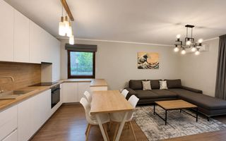 Apartament cu 3 camere in Ansamblul Lumina – Europa - Poză 1