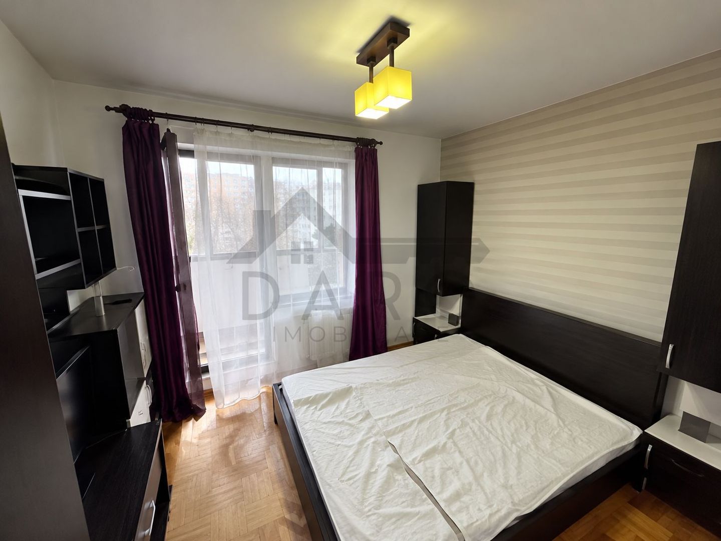 3 camere în Tg. Mureș care arată ca în poze - Poză 7