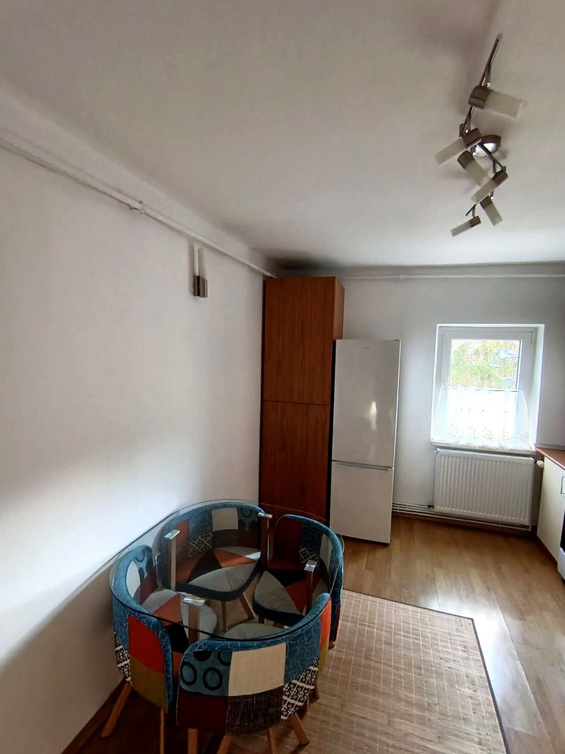 Apartament cu 2 camere, 55 mp, centrală proprie și aer condiționat - Poză 6