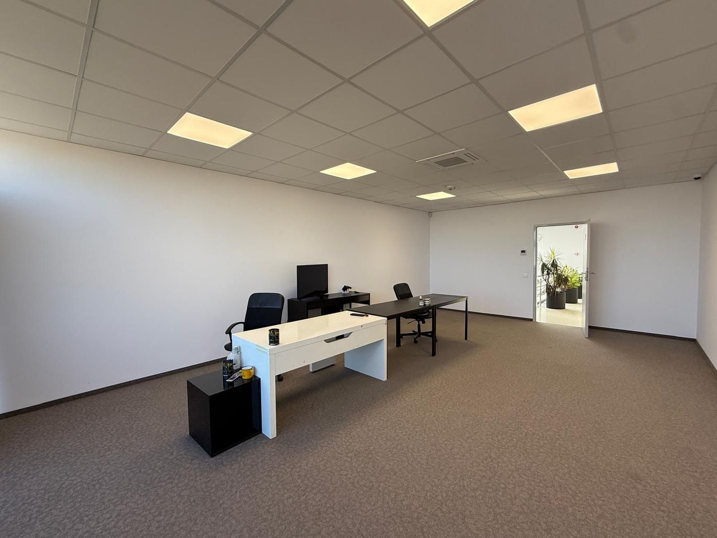 Spațiu industrial de închiriat – Drumul între Tarlale, Sector 3 - Poză 21