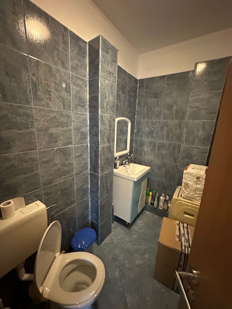 Apartament  4 camere în clădire istorica transformat în SAD - Poză 12