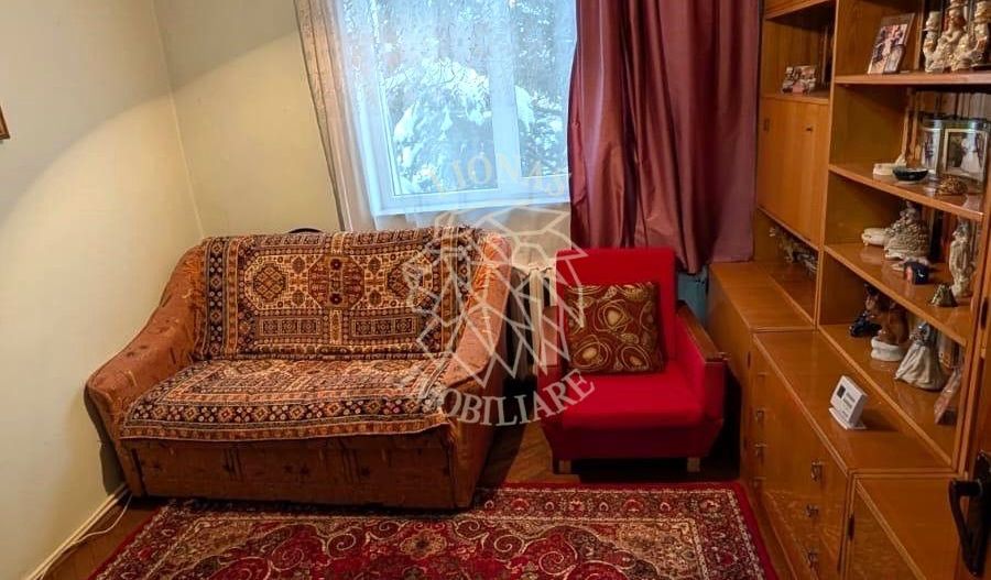 Apartament decomandat 4 camere 90 mp-balcon-Zona Centrala - Poză 6