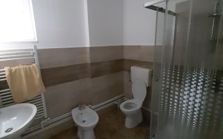 Hala 280 mp + apartament cu 4 camere la etaj /150 mp/ Zona Industriala - Poză 7