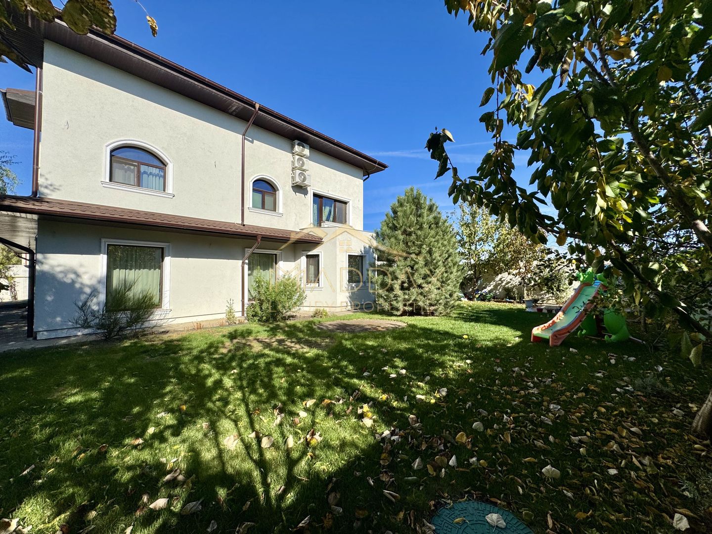 Vila cu 5 camere *420mpc* // 800mp teren // Corbeanca - Tamasi - Poză 5