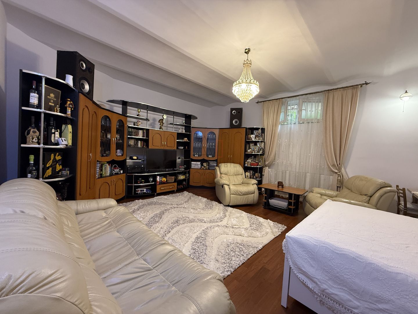 Apartament 4 camere vila interbelica - Poză 4