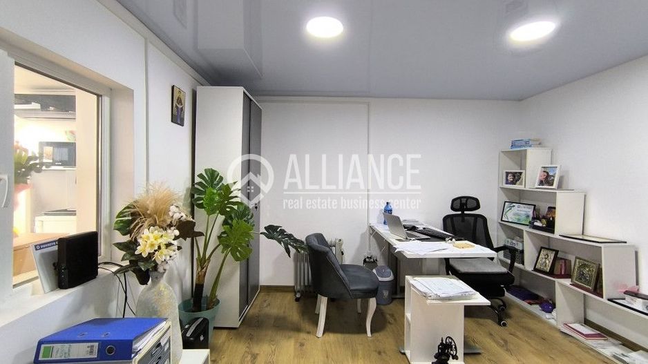 BRATIANU 2 COCOSI(COD03) - Casa si curte cu utilitati incluse ! - Poză 13