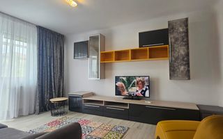 Apartament 3 camere, decomandat- 1 Mai, Sara - Poză 1