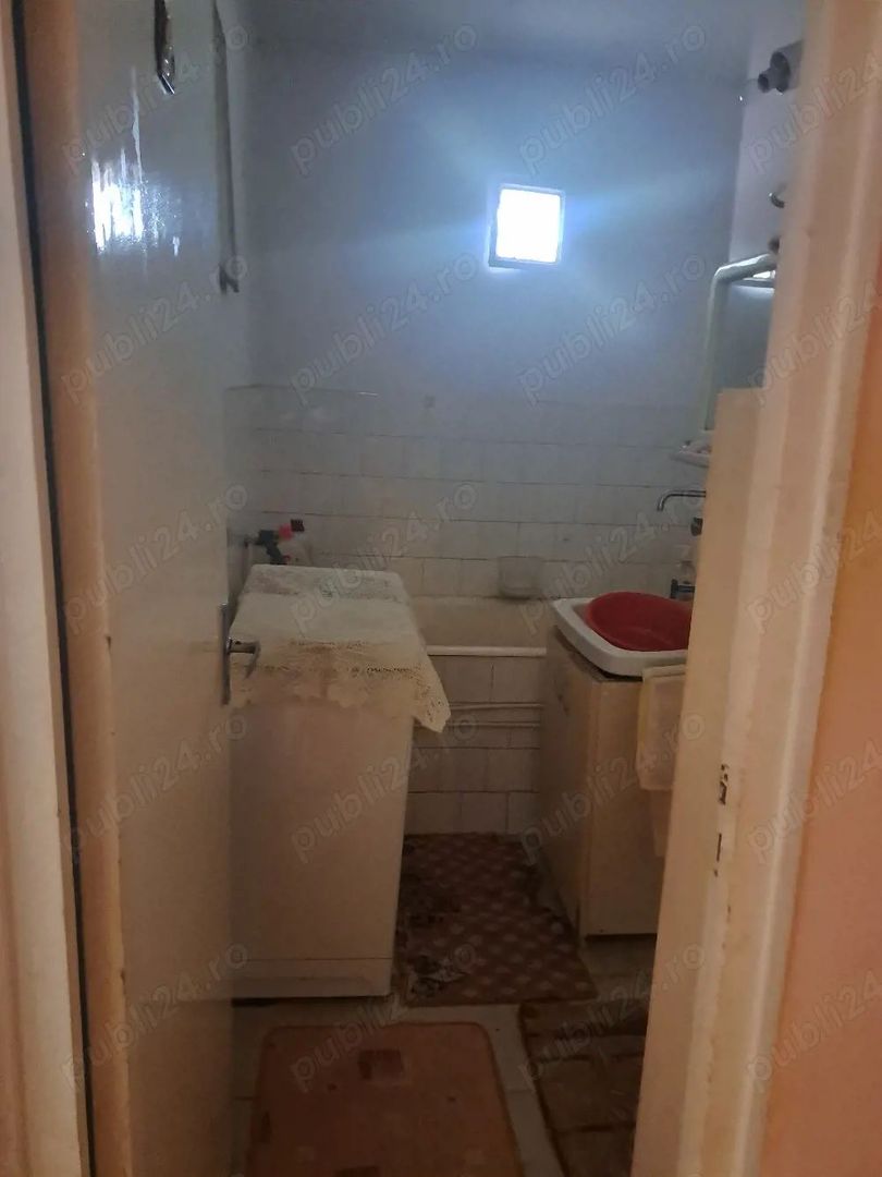 BRASADAS vinde ap cam etaj 4/4 in Micro 16. - Poză 1