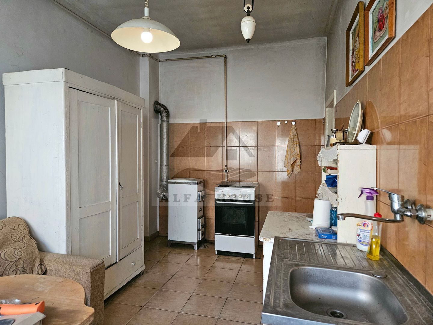 Casa individuala Sacele, 67 mp + 40 mp garaj + 515 mp curte - Poză 3