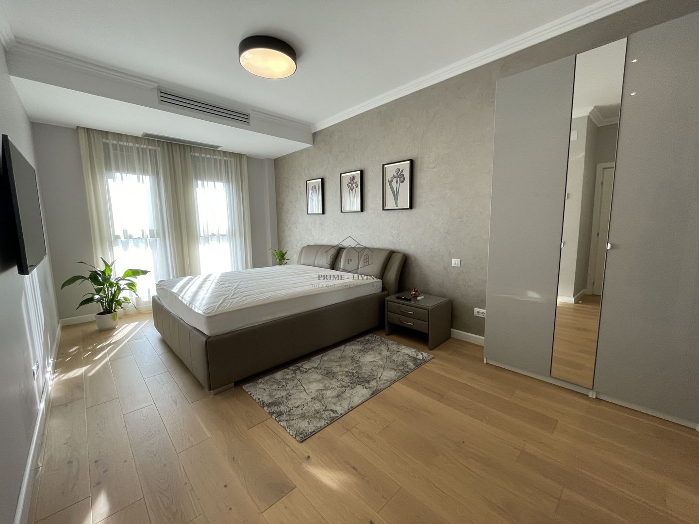 APARTAMENT DE LUX CU 3 CAMERE LA INCHIRIERE IN COMPLEX REZIDENTIAL - Poză 14