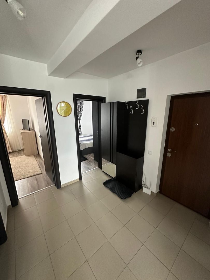 Agentie- Oferim spre inchiriere apartament cu 3 camere decomandat - Poză 7
