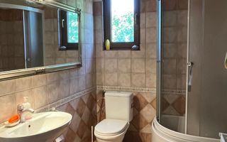 Casă elegantă, spațioasă, ideală pentru familie – Sanmihaiu Roman - Poză 6