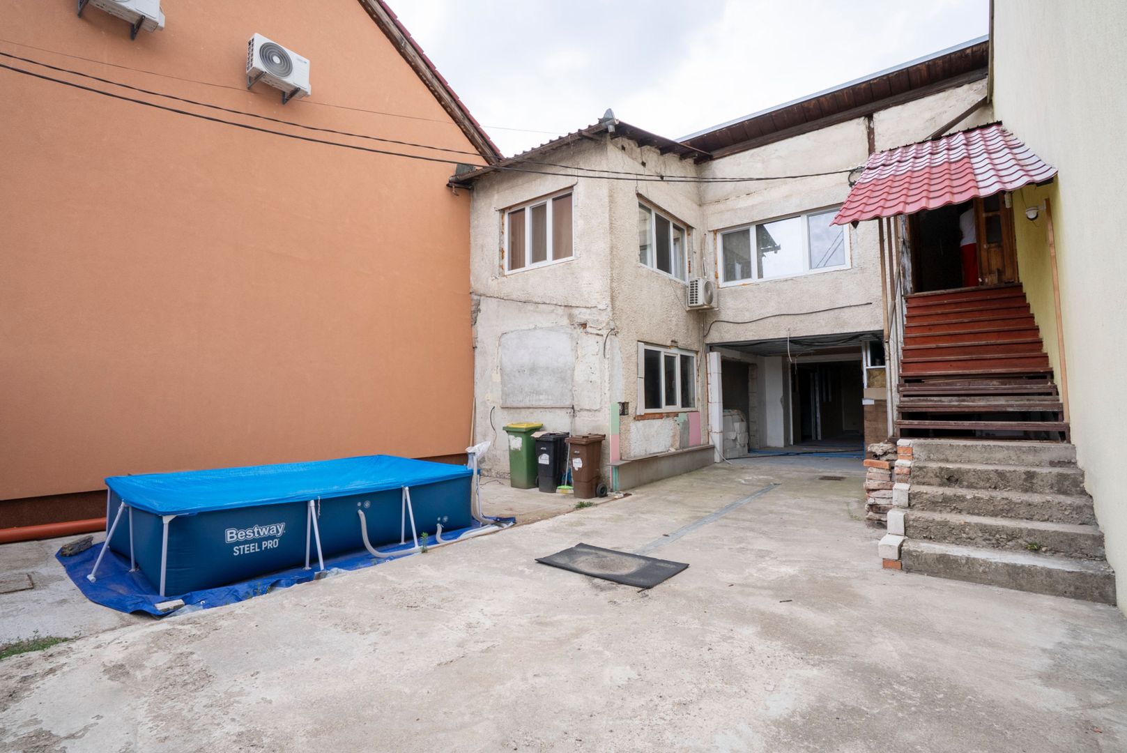 Casa 5 camere in Rogerius, la bulevard, cu acces auto - Poză 9