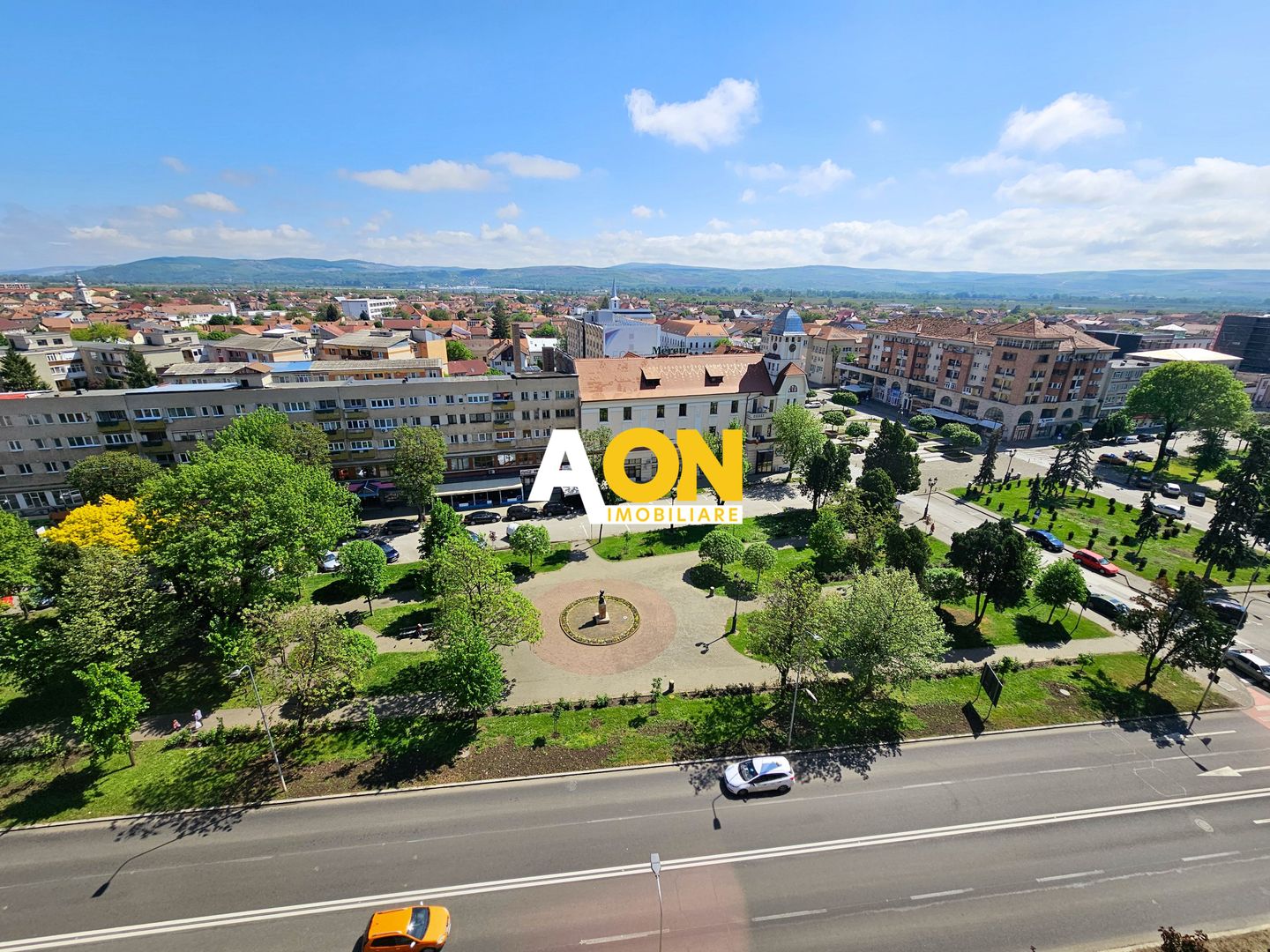 Apartament cu 3 camere, 64 mp utili, partial mobilat, ultracentral - Poză 3