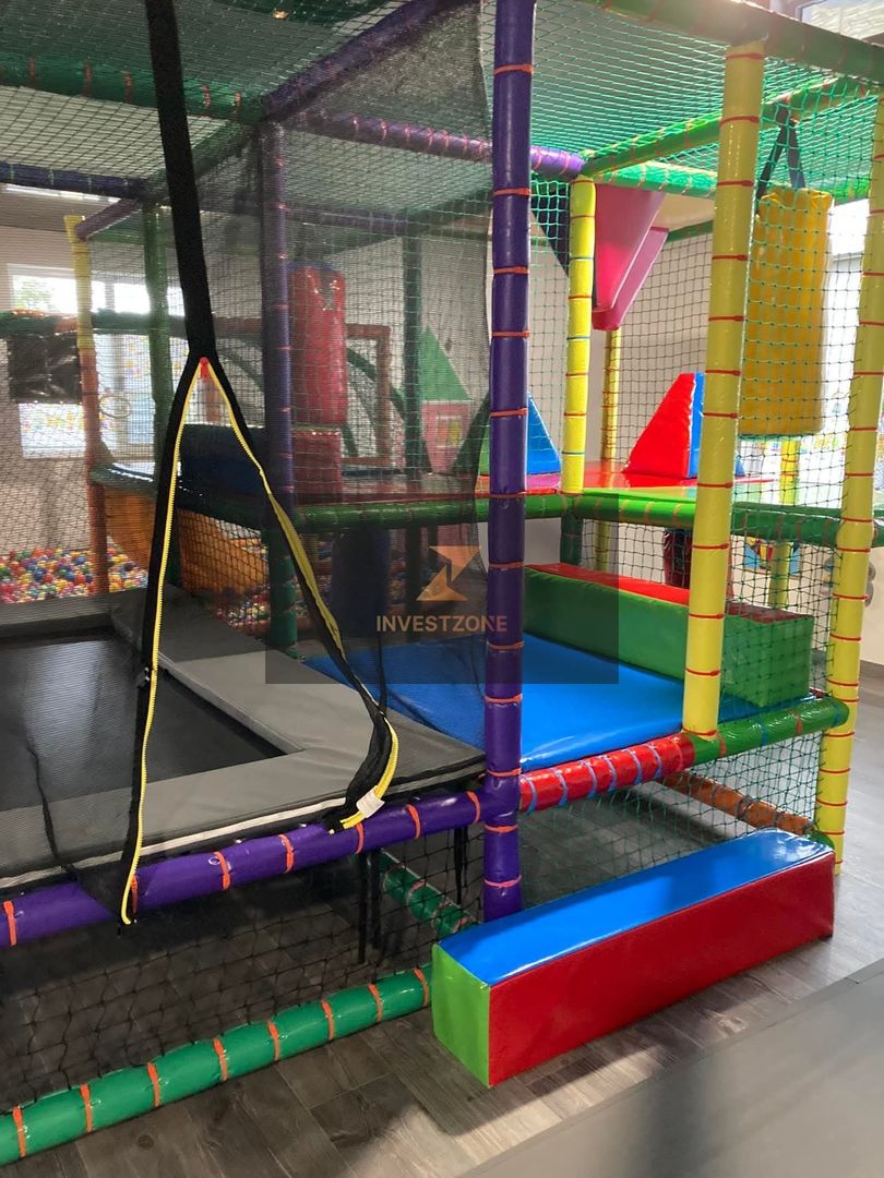 Restaurant si Centru de Evenimente la Cheie, cu piscina Loc. Premium - Poză 23