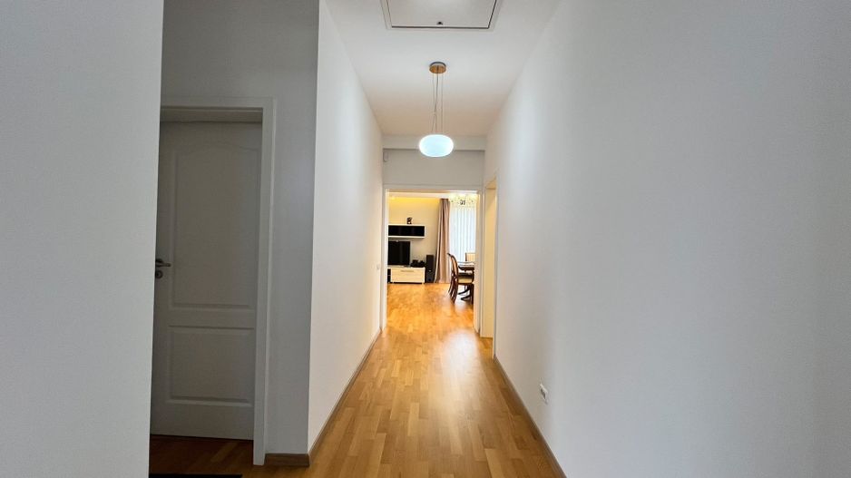 MOGOȘOAIA – VILĂ CU 4 CAMERE, TEREN 971 MP, CURTE ȘI GRĂDINĂ! - Poză 13