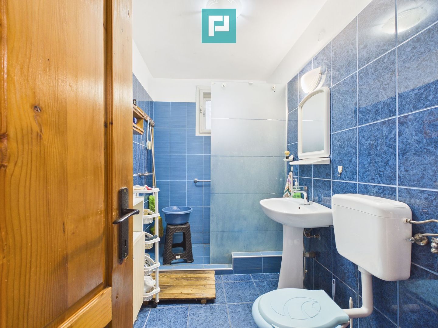 Vilă stil montan, 270 mp, teren 3000 mp - Poză 15