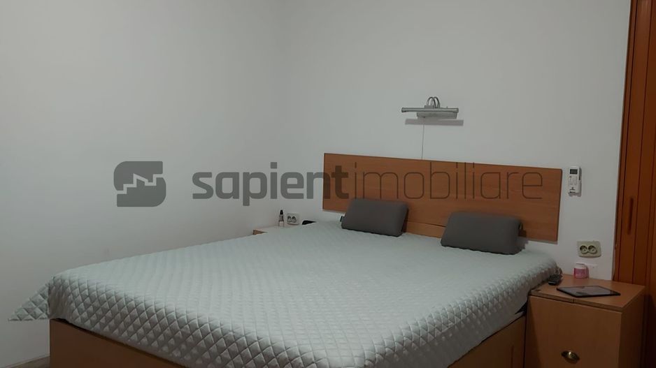 Casa cu 4 camere in Iosia - Poză 6