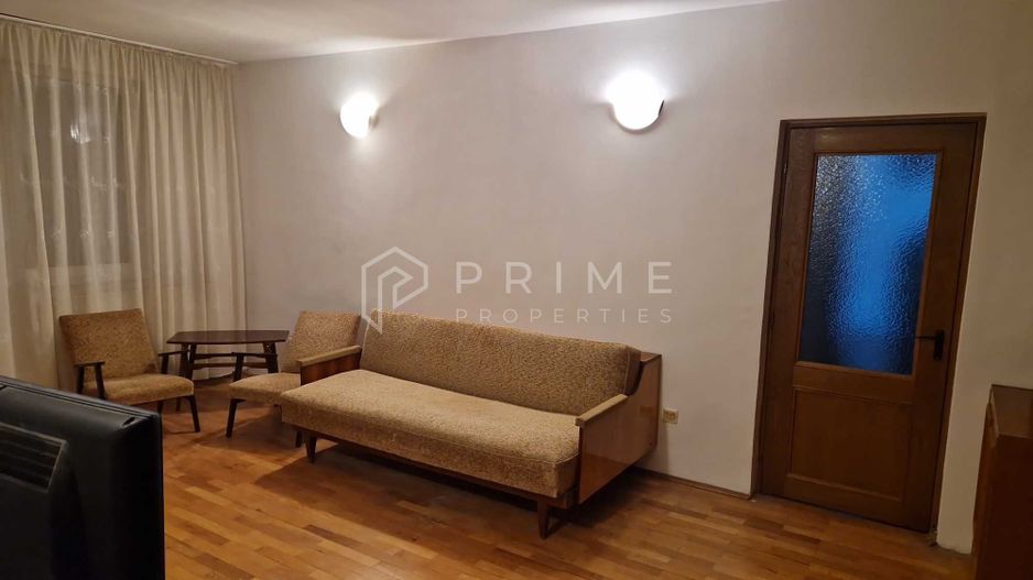 Apartament 3 camere – proaspăt renovat – zona 7 Noiembrie - Poză 3