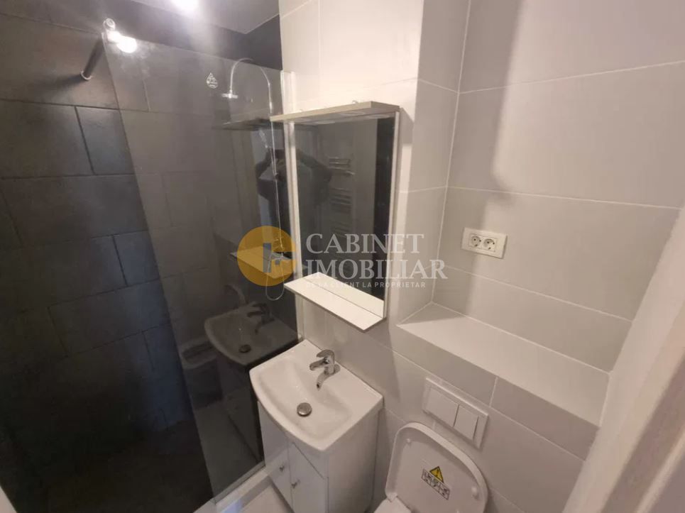 Apartament cu 3 camere decomandat - renovat complet - Pacurari - Poză 5