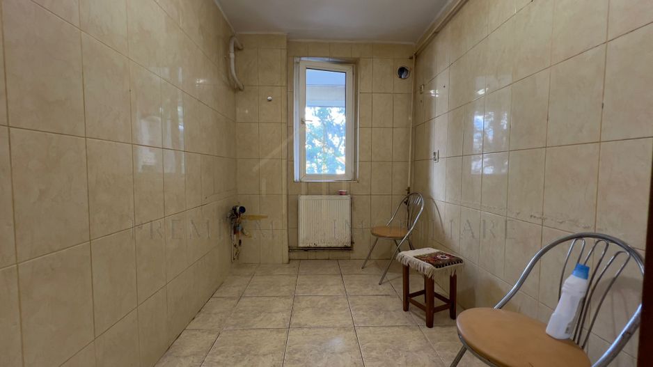 De vanzare apartament 2 camere zona de sus - Poză 6