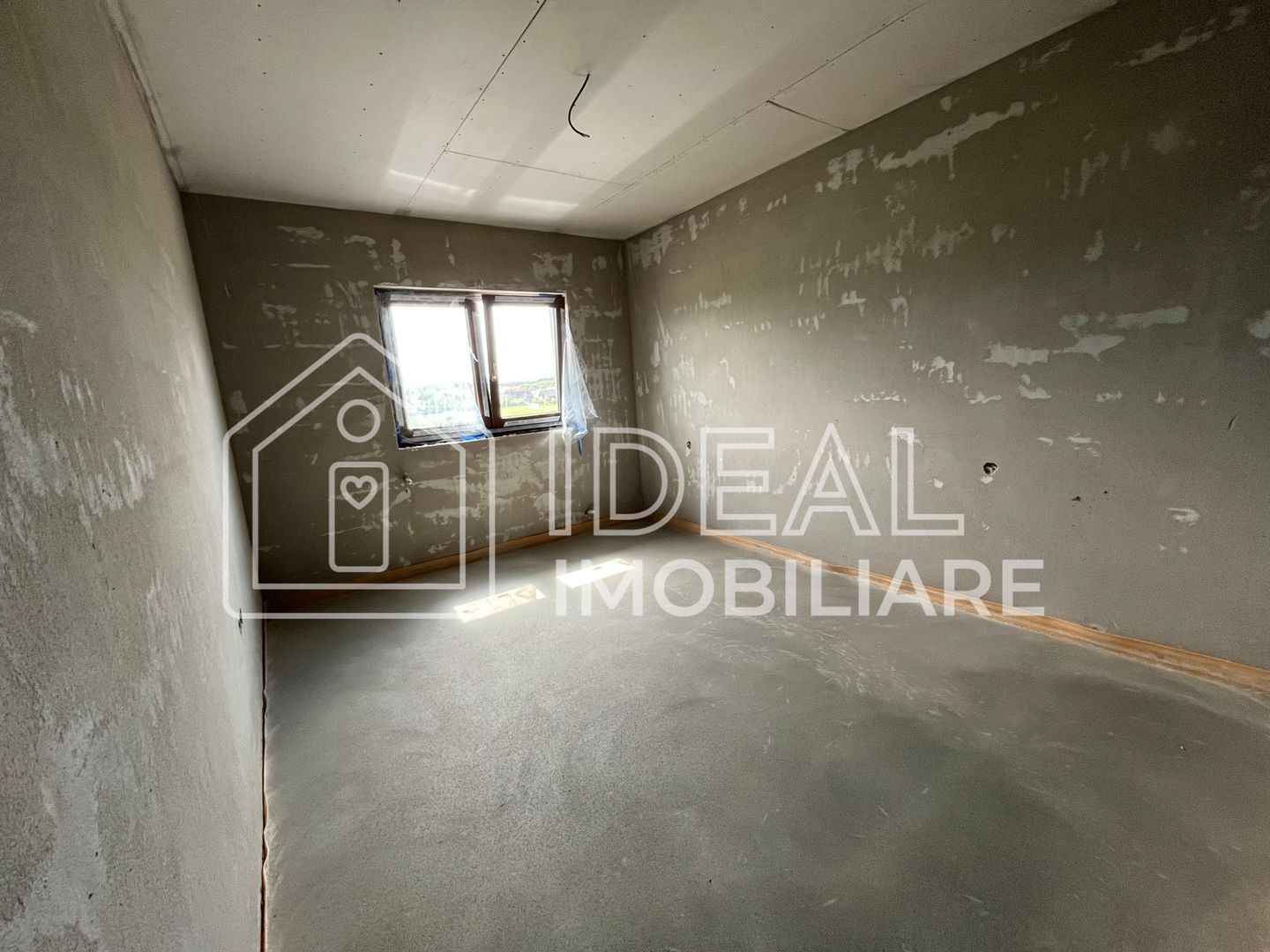 Duplex de vânzare - 125mpu și 230mp curte | Sura Mica - Poză 6