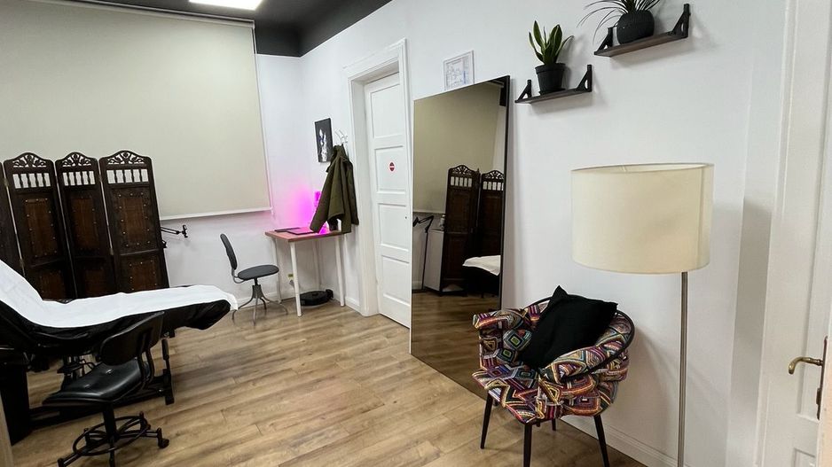 APARTAMENT/ SPATIU BIROURI | 116MP | ROMANA - Poză 18