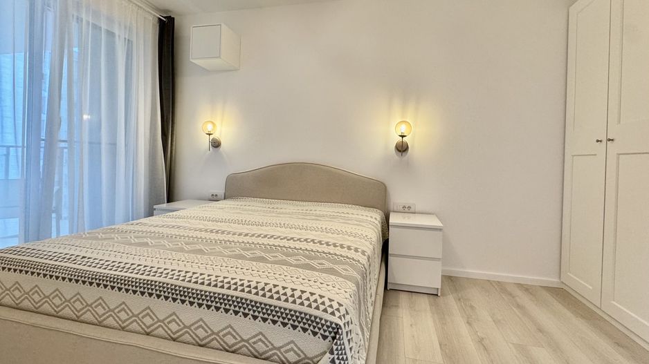 3 camere modern, vedere panormica spre pădurea verde, zona Lipovei - Poză 12