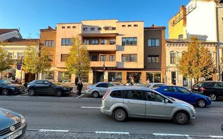 Apartament ULTRACENTRAL, 4 camere, decomandat - Poză 9