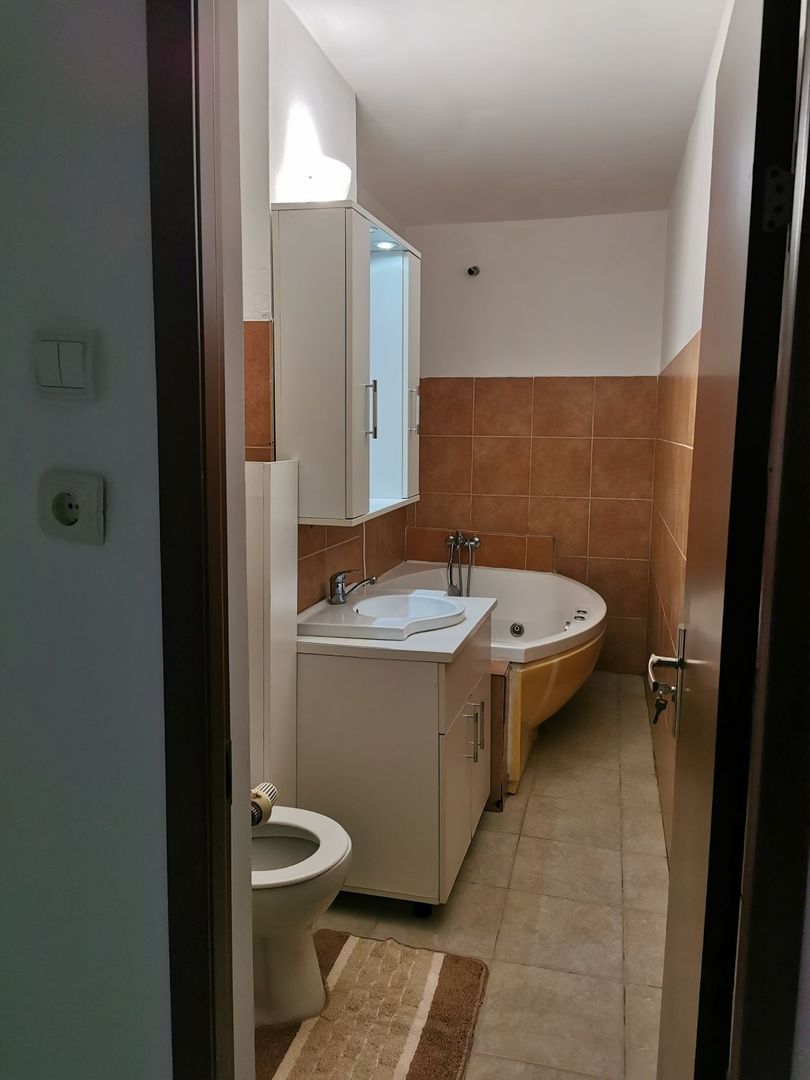 De Inchiriat Apartament 2 camere la 3 min de metrou  Unirii - Poză 7