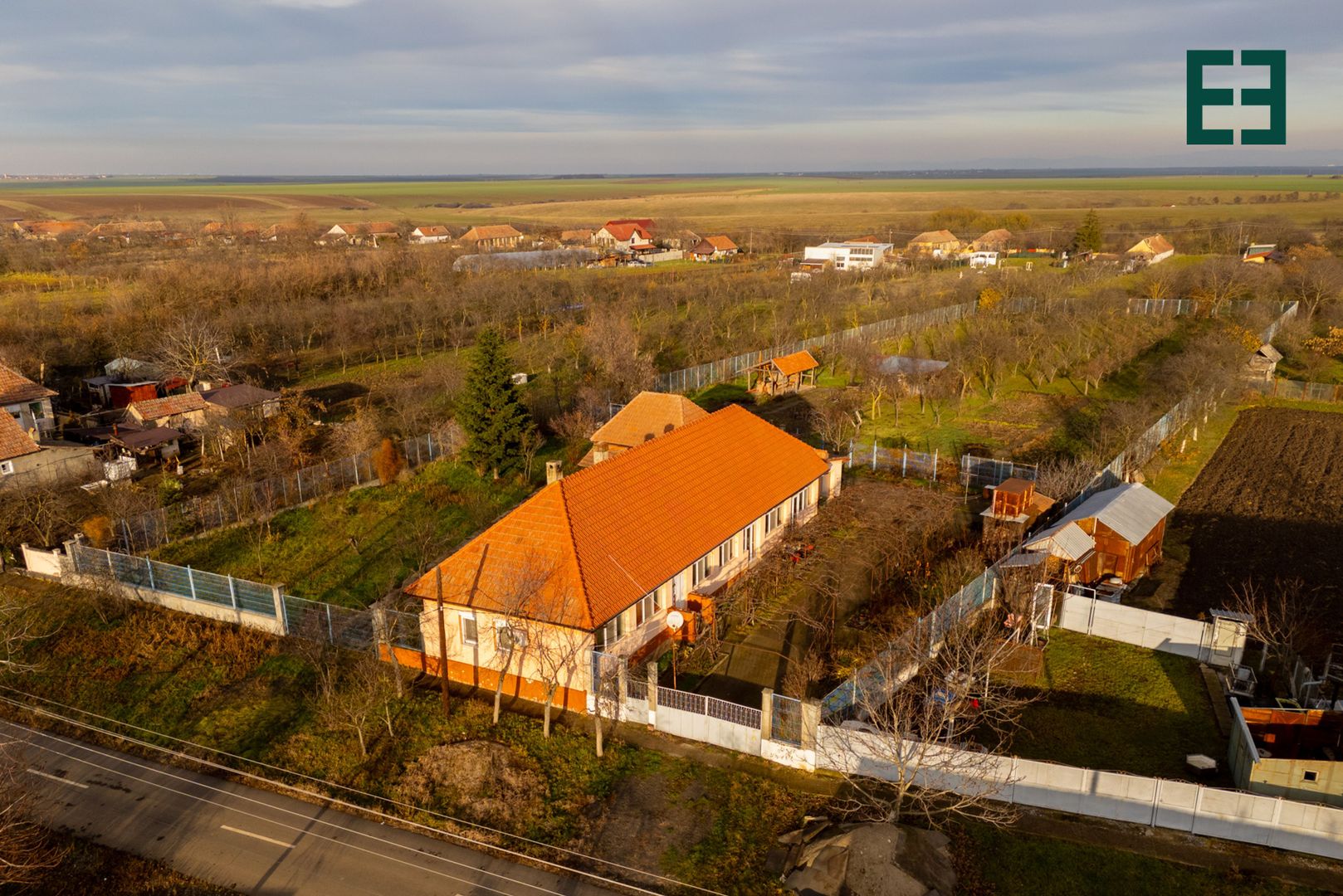 Vândut - Casă rustică cu teren 2448 mp – Seceani – Timiș - Poză 5