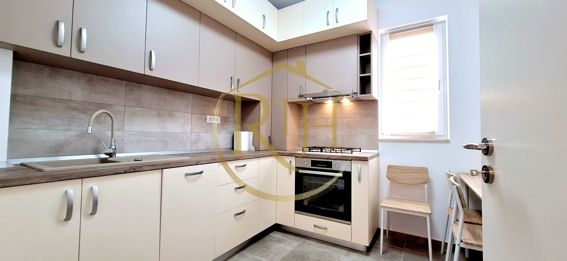 Apartament  de inchiriat  cu 2 camere, totul nou, loc de parcare, Giroc - Poză 13