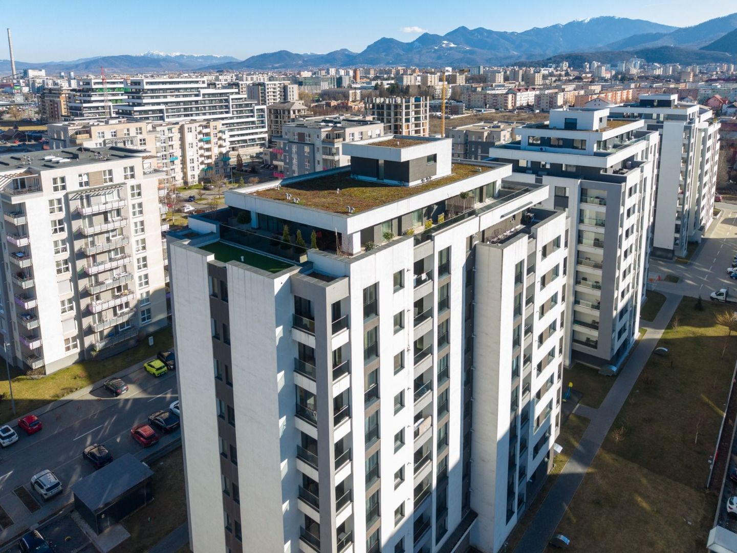 Penthouse superb, 3 camere+parcare subterana ,203 mp-Coresi - Poză 31