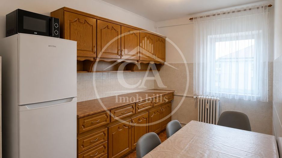 Apartament de vânzare cu 3 camere în Calea Clujului, Oradea - Poză 7