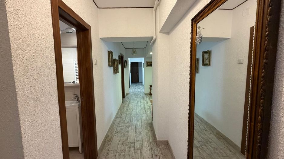 Apartament Piata Unirii, cu parcare - Poză 15