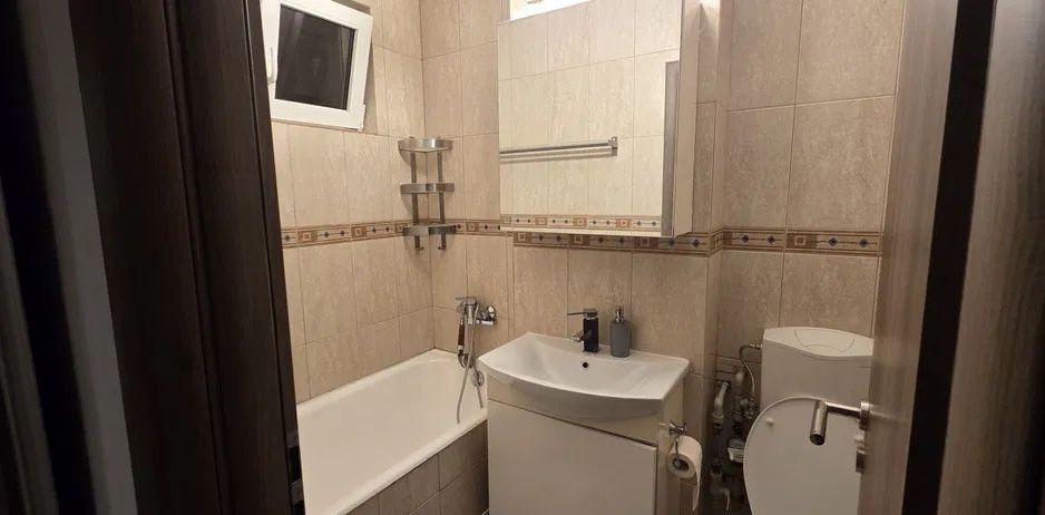 AP. 2 CAMERE- DRUMUL TABEREI, CENTRALA, PARCARE, MASINA DE SPALAT VASE - Poză 5