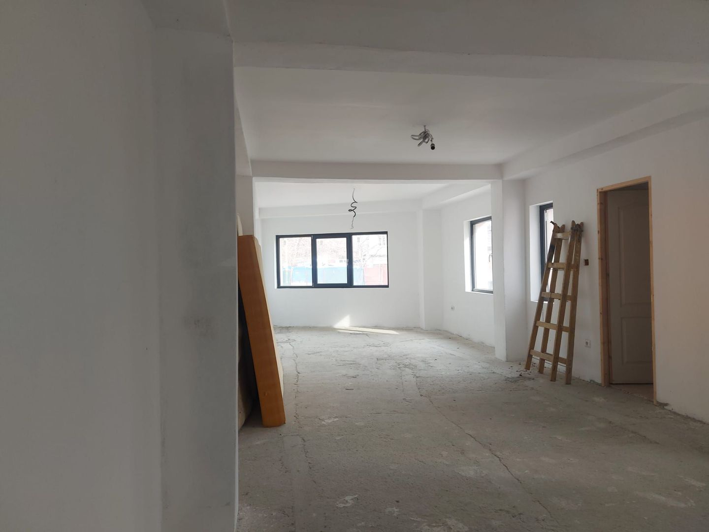 Casa/Vila 6 camere Piata Victoriei, Buzesti / An 2023 - Poză 46