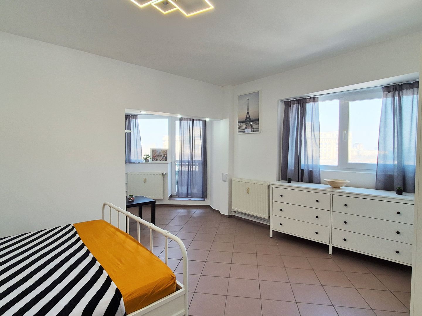 COMISION 0% Garsoniera mare, mobilier nou, Marriott - Palatul Parlamentului - Poză 3