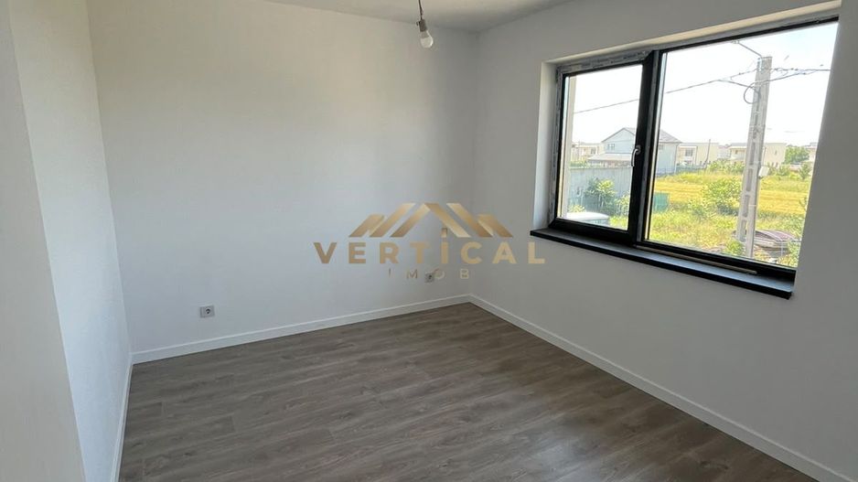 Casă Individuală  P+1 cu 4 Camere și Curte Generoasă Berceni/Ilfov - Poză 10