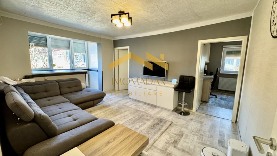 Dacia-3 Camere-Renovat Complet - Poză 1