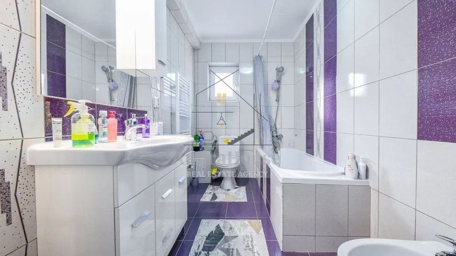 Casa tip duplex, finisat, parcare, aprox teren 200 mp, Floresti Terra - Poză 19